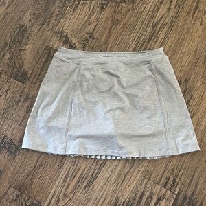 NWT Grey Skort